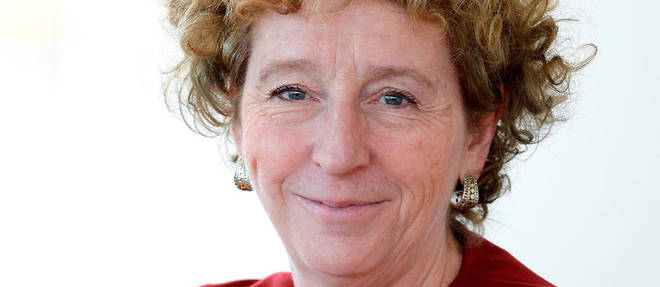 Muriel Penicaud, ancienne DRH de Danone, est nommee ministre du Travail.