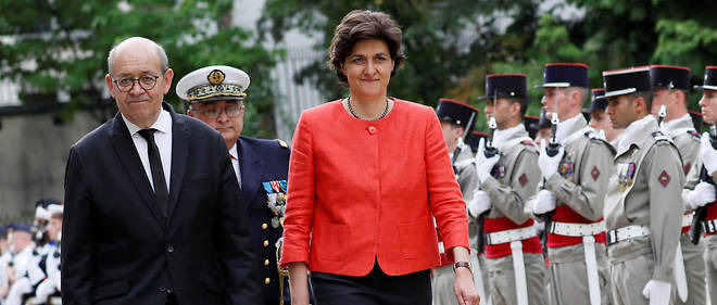 Jean-Yves Le Drian et Sylvie Goulard sont des ministres aux appellations tres politiques.