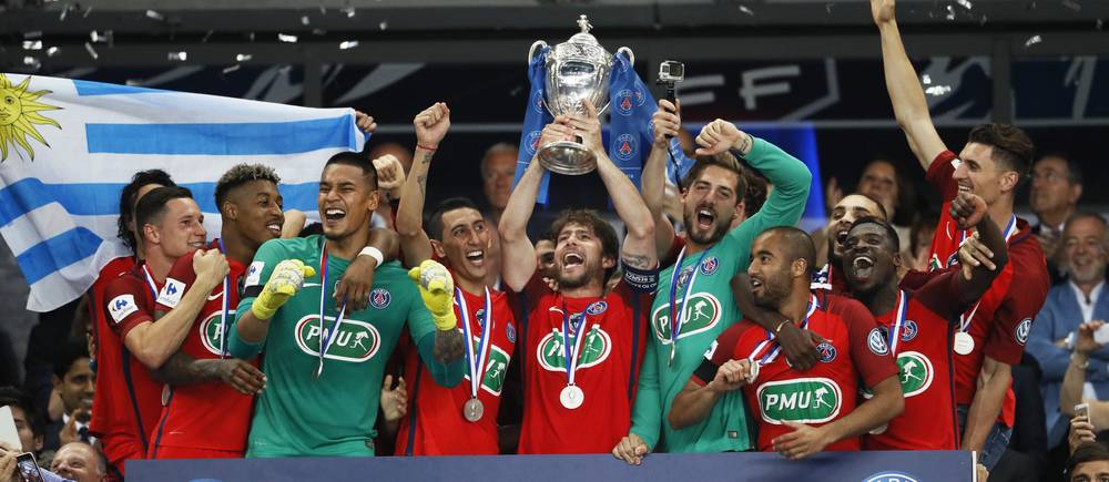 Paris remporte sa 3e Coupe de France d'affilee, la 11e de son histoire.