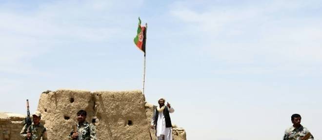 Le Pakistan rouvre un poste-frontiere avec l'Afghanistan