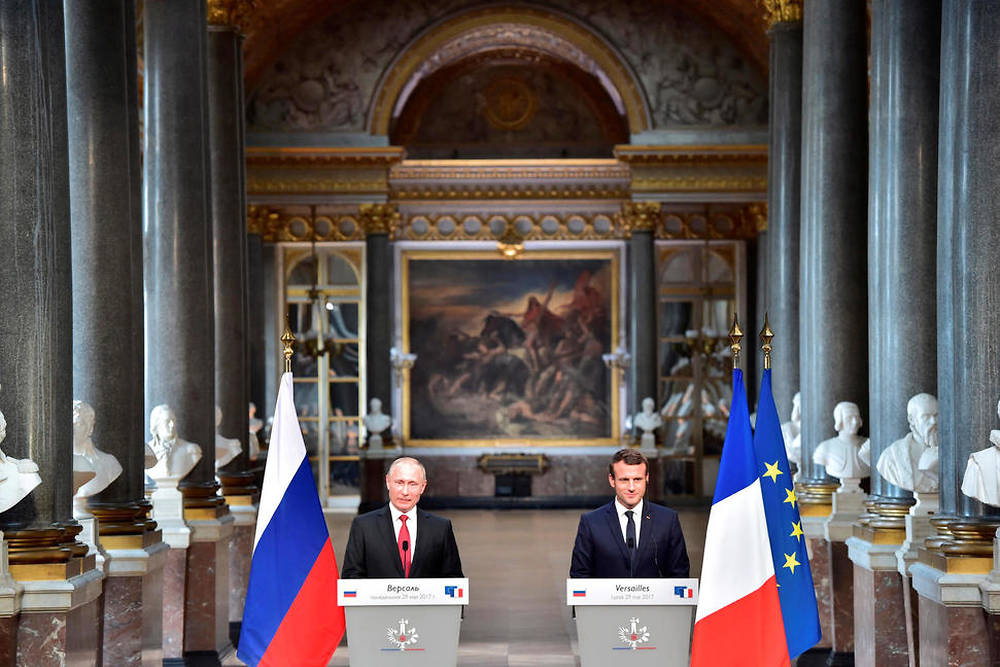 Accueil royal pour Vladimir Poutine à Versailles - Le Point