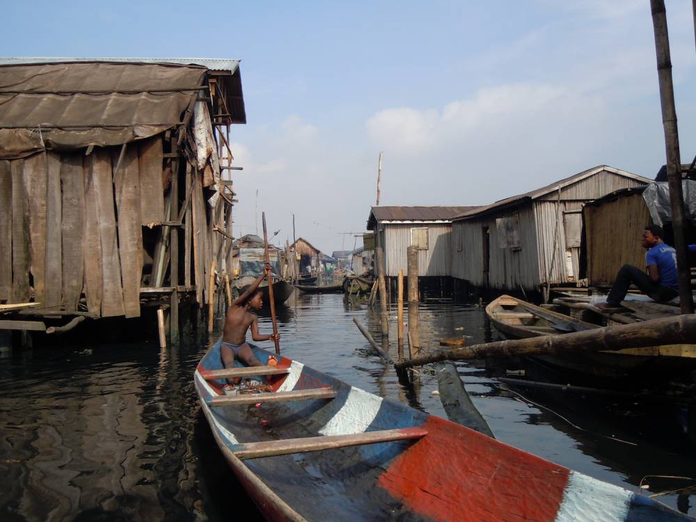 A Makoko, immense cité lacustre de 250.000 habitants ©  Weyimi/http://www.mydnigeria.com/makoko-slum-and-lagos/