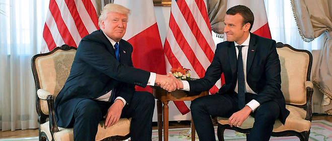 Le president Emmanuel Macron a explique que cette poignee de main etait premeditee : "Elle n'etait pas innocente, c'etait un moment de verite." 