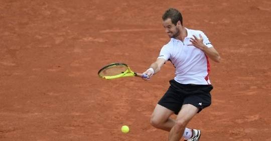 Roland Garros Gasquet Monfils Interrompu Par La Pluie