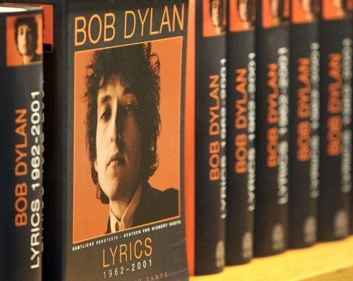 Nobel: Dylan a transmis son discours Nobel et recevra donc l'argent du prix