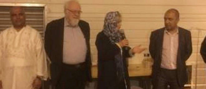 Elisabeth Guigou avec a gauche de la photo Alain Peries, premier adjoint  au maire de Pantin et a droite Mohammed Henniche de l'UAM 93.