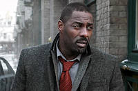Idris Elba rempile pour une 5e saison de Luther