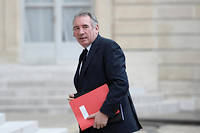 François Bayrou a quitté son poste de ministre de la Justice pour se défendre dans l'affaire des assistants parlementaires du MoDem. ©STEPHANE DE SAKUTIN