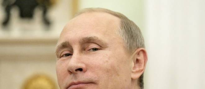 Poutine fait l'eloge des agents de renseignement clandestins