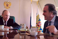 Poutine interview&eacute; par Stone&nbsp;: la vid&eacute;o pol&eacute;mique