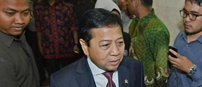 Indonesie: le president du Parlement inculpe de corruption
