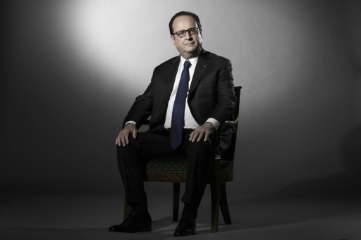 François Hollande, alors président de la République, pose à l'Elysée, le 11 mai 2017.  © JOEL SAGET AFP/Archives