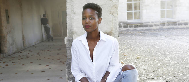 La chanteuse et actrice Dorothee Munyaneza, a la Chartreuse de Villeneuve-les-Avignon.