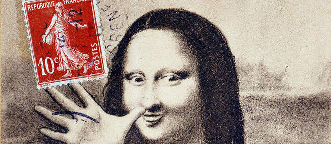 Representation detournee de "La Joconde" de Leonard de Vinci (1452-1519) : Mona Lisa (Monna Lisa) saluant pour signifier son depart pour retrouver son "Vinci". Carte postale humoristique editee au moment du vol de l'oeuvre par Vincenzo Peruggia (1881-1925) qui eut lieu le 20 aout 1911.
