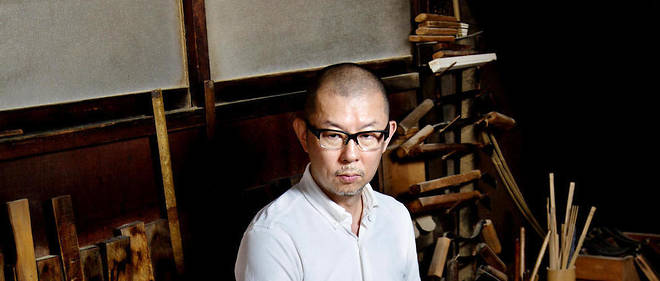 Eifu Kawamata represente la quatrieme generation d'une famille de maitres artisans etablie a Tokyo depuis cent trente ans.