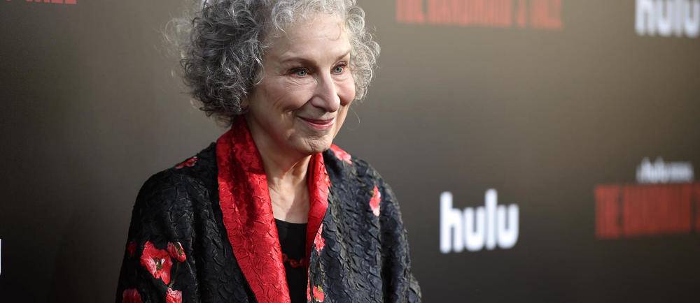 Dans "C'est le coeur qui lache en dernier", Margaret Atwood fait entrer "Big Brother" dans Wisteria Lane.