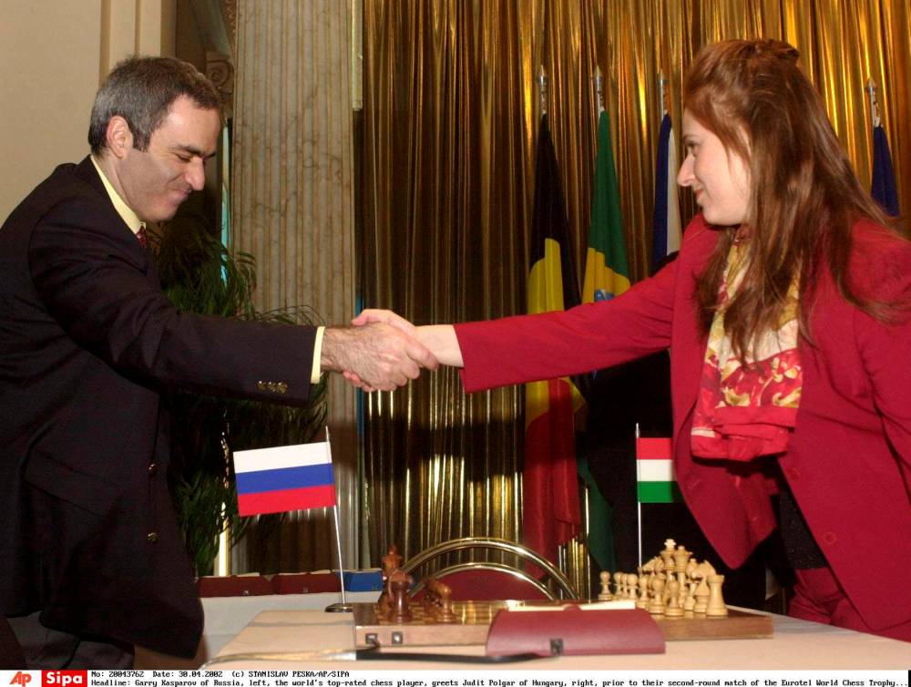 Garry Kasparov reprend son coup contre Judit ! - Actualités