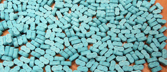 Reticents, les medecins rappellent que l'ecstasy a des effets secondaires dangereux.