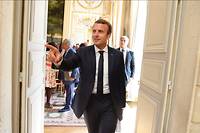 Emmanuel Macron lundi matin au palais de l'Élysée après le séminaire gouvernemental de rentrée.