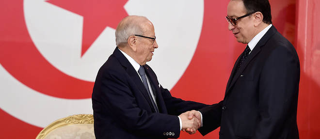 Les Caid Essebsi pere et fils. L'un est president de la Republique, l'autre president de Nidaa Tounes. Le nouveau gouvernement porte leur empreinte. 