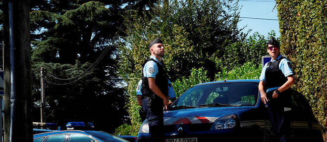 Les gendarmes poursuivent leurs recherches d'indices pour retrouver Maelys.
