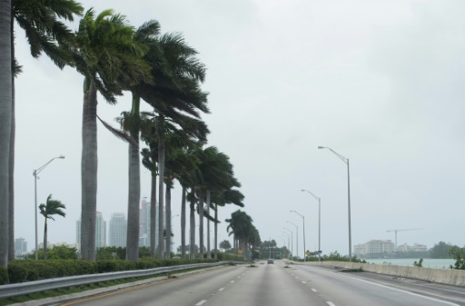 La route principale vers Miami Beach désertée à l'approche de l'ouragan Irma, le 9 septembre 2017 © SAUL LOEB AFP