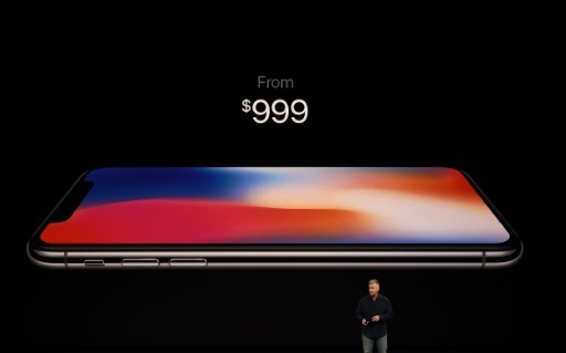 Apple Lance Trois Nouveaux Iphone Dont Un Modele Anniversaire Disponible Debut Novembre Le Point