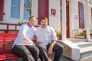Le restaurant Les Rosiers avec Stephane et Andree (C)Nicolas MOLLO/REA