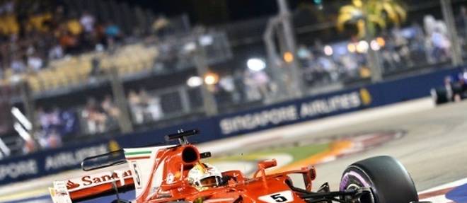 GP de Singapour: Vettel (Ferrari) en pole, Hamilton (Mercedes) 5e des qualifications