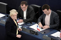 Marine Le Pen d&eacute;nonce la strat&eacute;gie de &quot;victimisation&quot; de Philippot