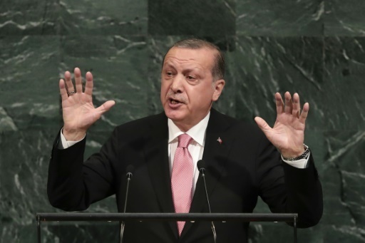 Frontieres et petrole: Erdogan veut sanctionner les kurdes d'Irak