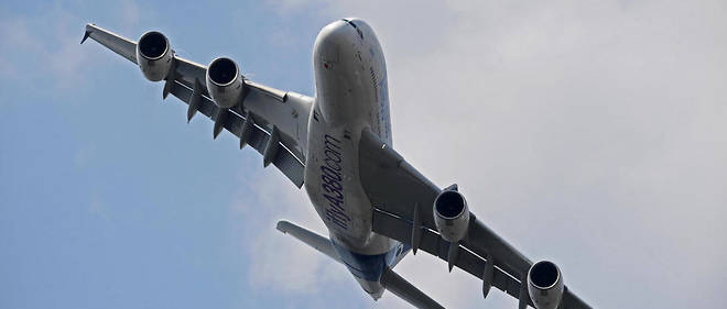 L'Airbus A380 d'Air France reliait Paris a Los Angeles.
