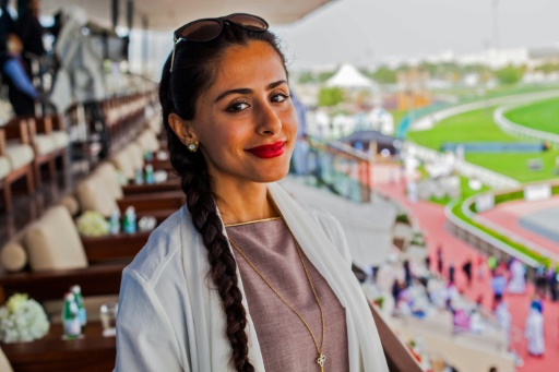 Maryam Al-Subaiey, lors d'une interview avec l'AFP au Racing and Equestrian Club, le 13 septembre 2017 à Doha, au Qatar © KARIM JAAFAR AFP