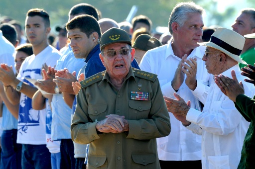 Le président cubain Raul Castro lors de 50 ans de la mort du guérillero argentin Ernesto "Che" Guevara, le 8 octobre 2017 à Cuba © YAMIL LAGE AFP