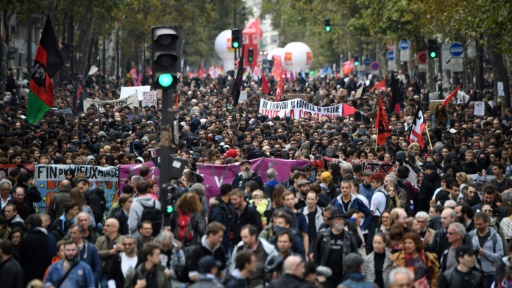 Manifestation de fonctionnaires contre les "attaques" du gouvernement à leur égard à Paris, le 10 octobre 2017 © Eric FEFERBERG AFP