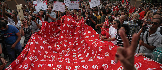 Le president tunisien Beji Caid Essebsi a annonce le 13 aout que le projet de loi sur l'egalite des femmes sera soumis a l'Assemblee de les representants du peuple (ARP). 