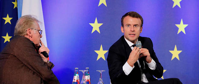 Emmanuel Macron et Daniel Cohn-Bendit lors d'un d&#233;bat sur l'Europe.