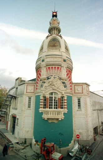 Vue prise le 19 novembre 1999 de l'ancienne biscuiterie LU, située près du centre-ville de Nantes © FRANK PERRY AFP/Archives