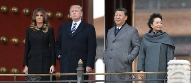 Trump et ses tweets a l'ombre de "la Grande muraille electronique" chinoise