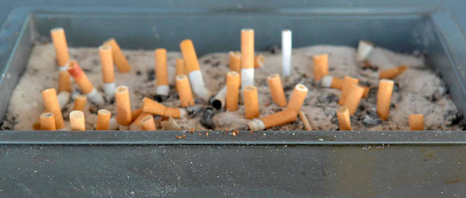 Les adeptes du tabac &#224; rouler ont le sentiment que ce produit est moins toxique que les cigarettes des industriels. Un leurre.