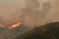 Californie&nbsp;: les incendies d&eacute;vastateurs restent hors de contr&ocirc;le
