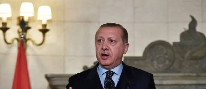 Jerusalem: le president turc Erdogan veut prendre la tete de la contestation musulmane