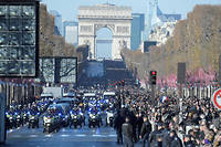 Une foule immense s'est rendue à Paris pour un ultime au revoir à Johnny Hallyday. ©Francois PAULETTO