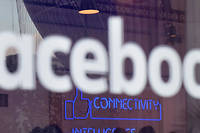 Facebook et politique de mod&eacute;ration, le clair-obscur des r&eacute;v&eacute;lations