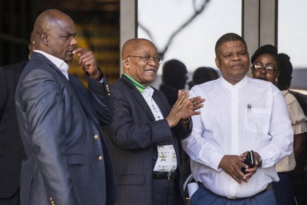 Discrédité et théoriquement président d'Afrique du Sud jusqu'en 2019, Jacob Zuma va céder son fauteuil de président de l'ANC ce 18 décembre. ©  Wikus de Wet / AFP