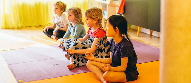 On peut aborder le yoga d&#232;s trois ans, &#224; condition de l'adapter &#224; la physiologie des enfants.