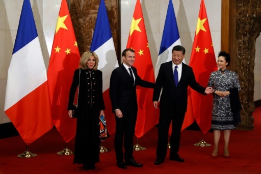 Emmanuel et Brigitte Macron rencontrent Xi Jinping et son épouse Peng Liyuan, à Pékin, le 8 janvier 2018 © Andy Wong POOL/AFP