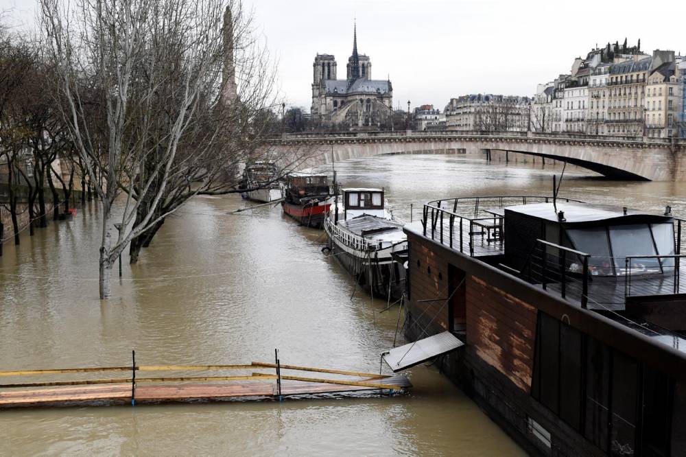 FRANCE-PARIS-SEINE-FLOOD © STEPHANE DE SAKUTIN STEPHANE DE SAKUTIN / AFP