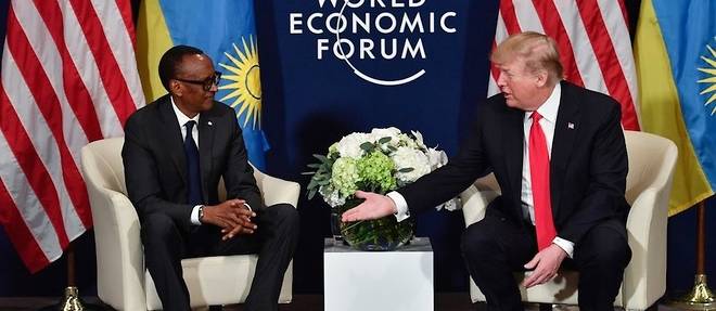 Le president rwandais Paul Kagame et son homologue americain, Donald Trump, au sommet de Davos, en Suisse, le 26 janvier 2018.