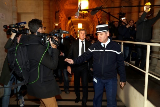 Jérôme Cahuzac quitte le tribunal de Paris, le 8 décembre 2016 © Thomas SAMSON AFP/Archives